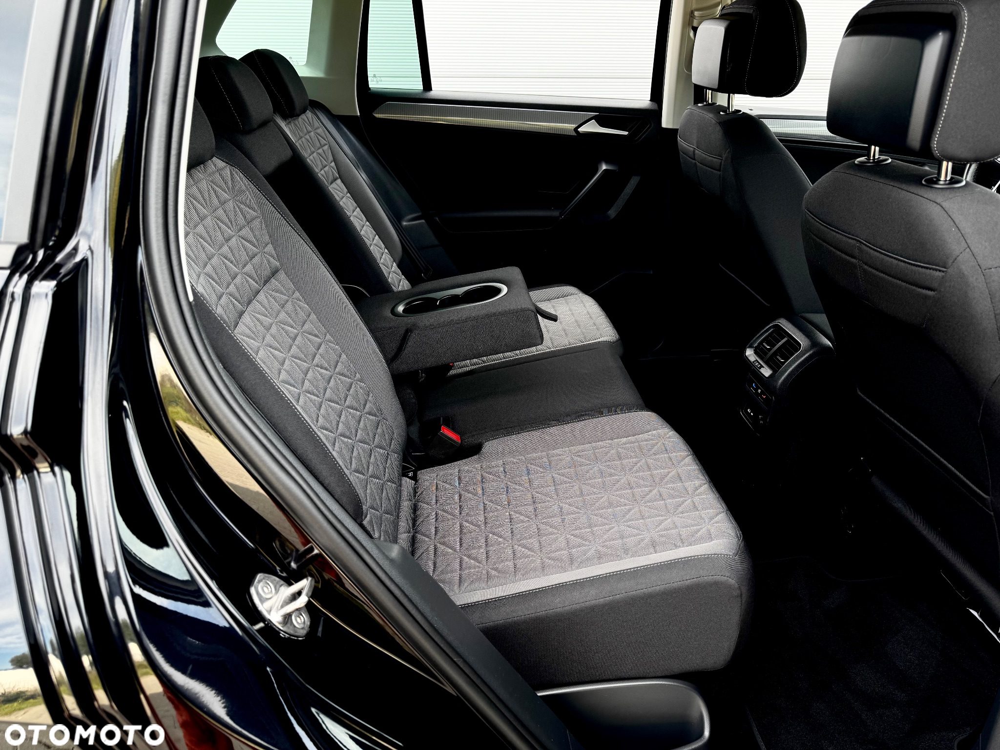 Volkswagen Tiguan - 29