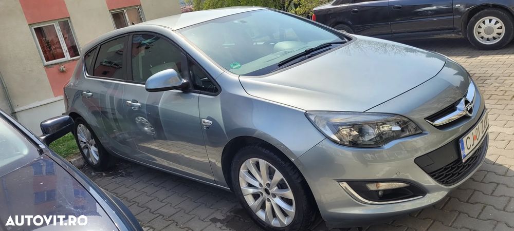 Opel Astra 1.7 CDTI ECOTEC ECOFlex Start/Stop Cosmo - 3