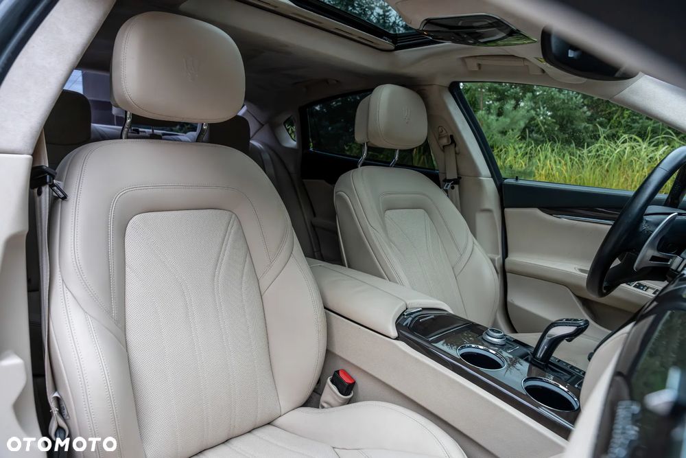 Maserati Quattroporte Q4 GranLusso S - 25