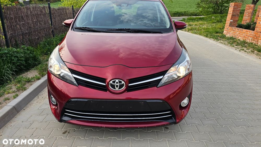 Toyota Verso S 1.8 Multidrive 7-Sitzer Skyview Edition - 2