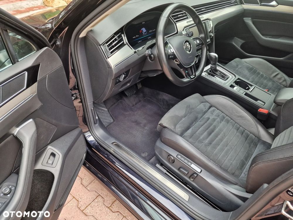 Volkswagen Passat - 22