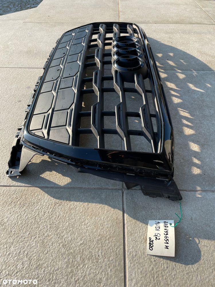 Grill atrapa Audi Q2 81A853651M - 4