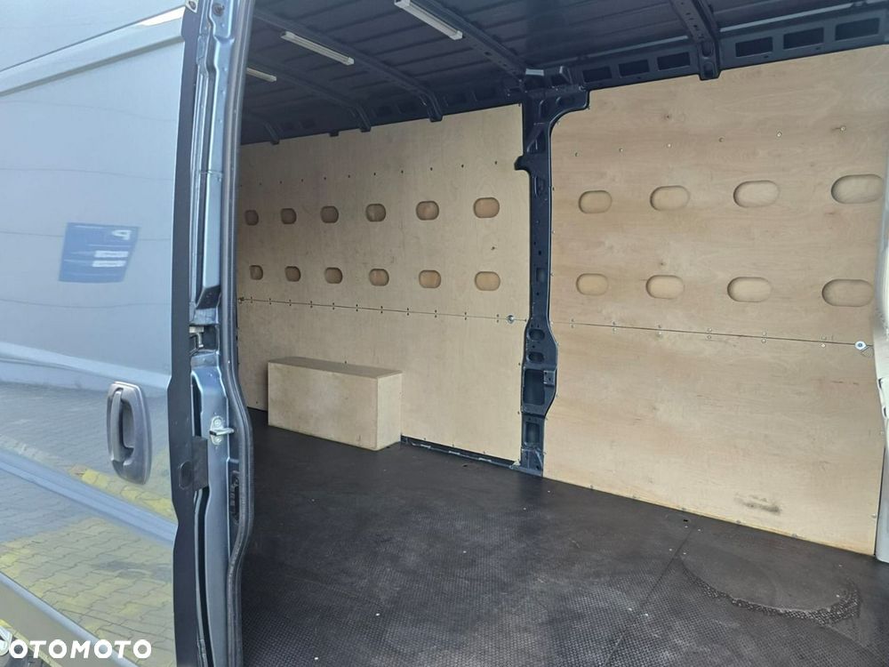Peugeot Boxer - 32