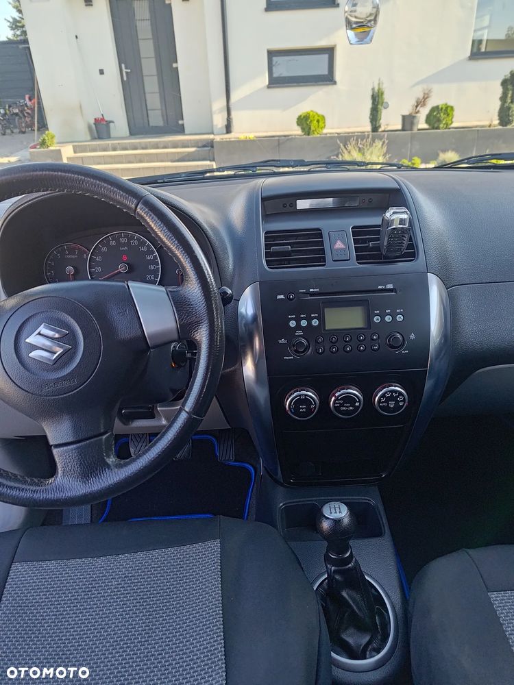 Suzuki SX4 - 27