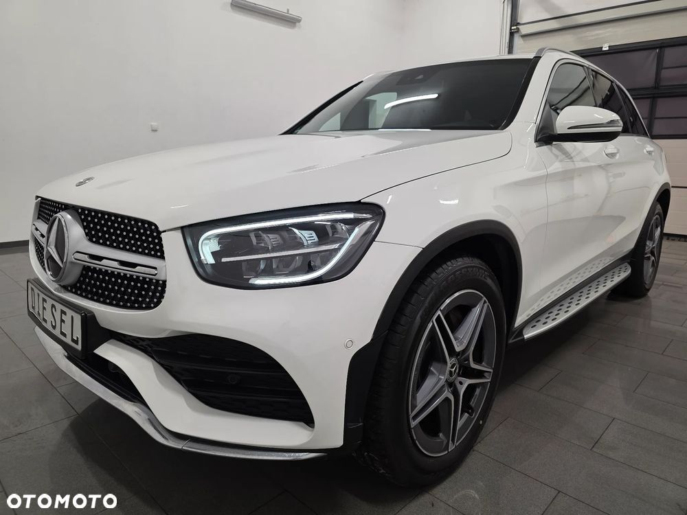 Mercedes-Benz GLC 220 d 4Matic 9G-TRONIC AMG Line Plus - 2