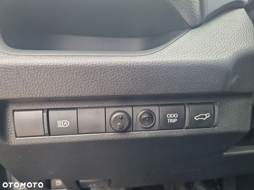 Toyota RAV4 - 22