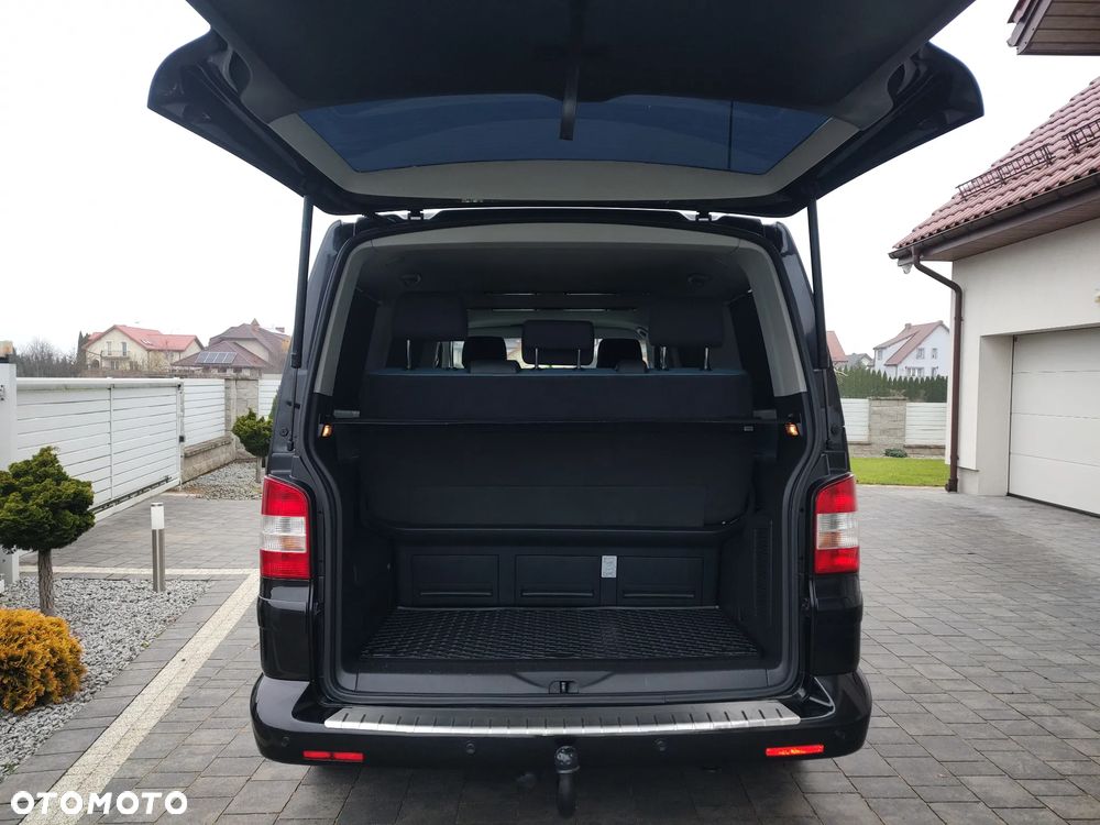 Volkswagen Multivan - 7
