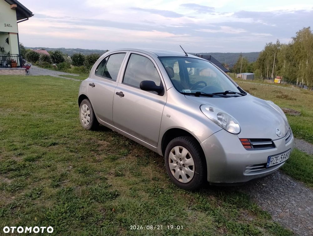 Nissan Micra - 1