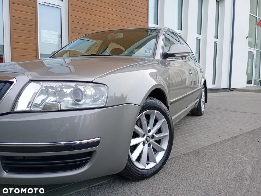 Skoda Superb 2.0 TDI DPF Platinum - 22