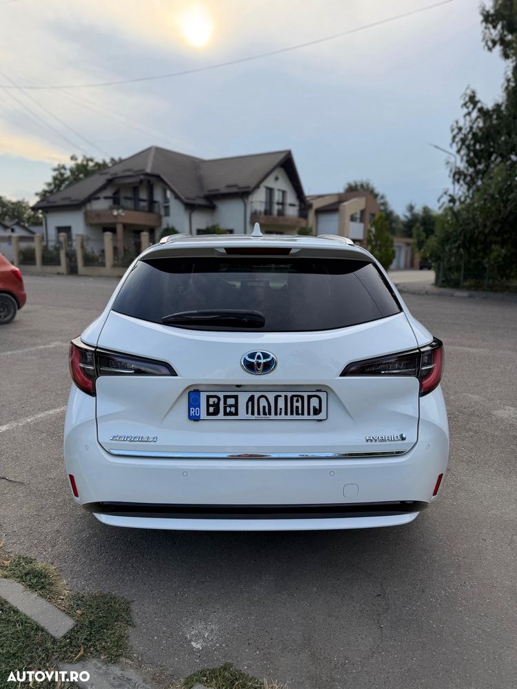 Toyota Corolla - 4