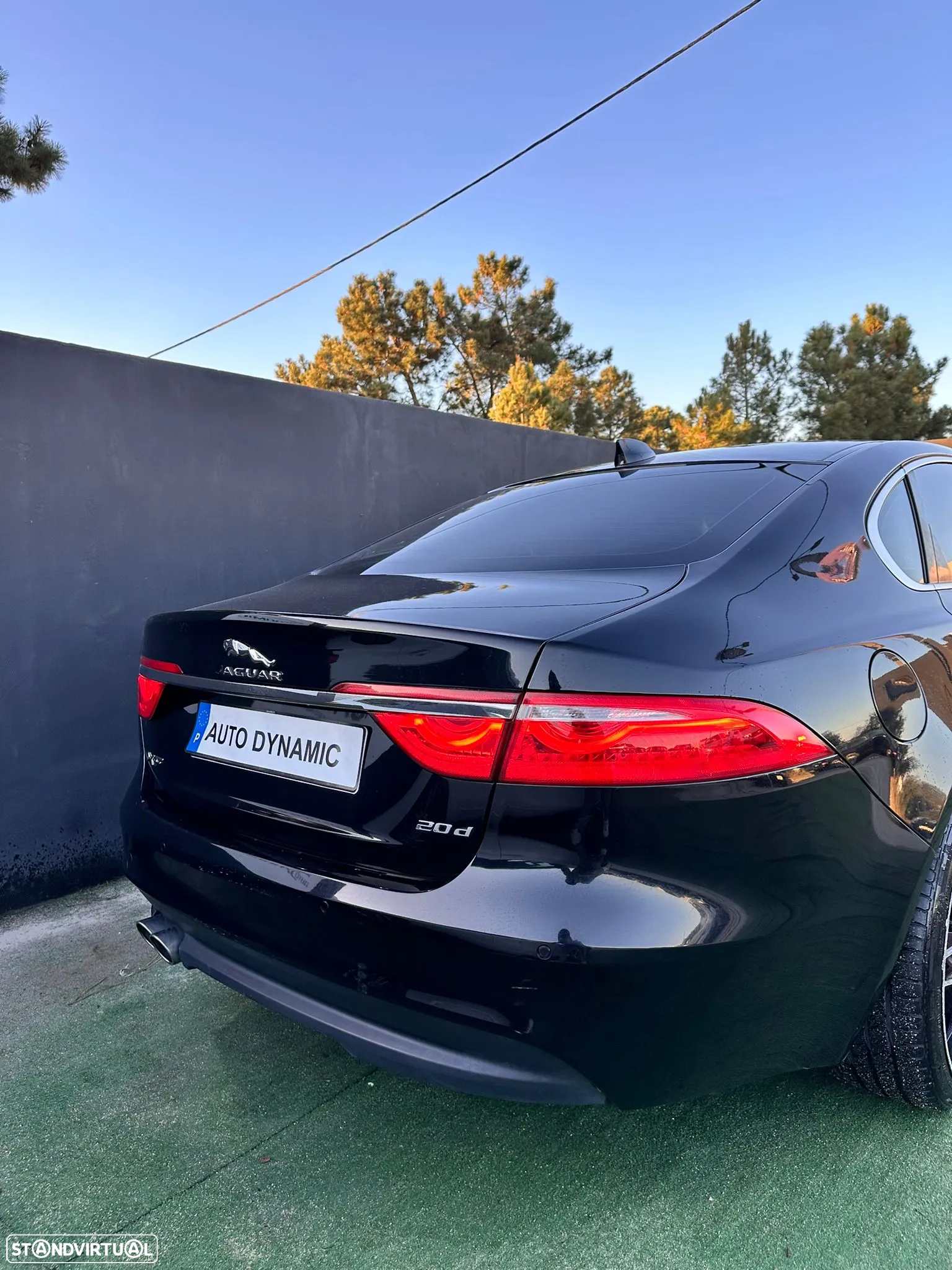 Jaguar XF 2.0 D Pure Aut. - 2
