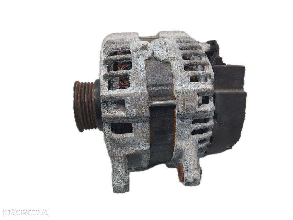 Alternador Mercedes-Benz B-Class (W246, W242) - 2