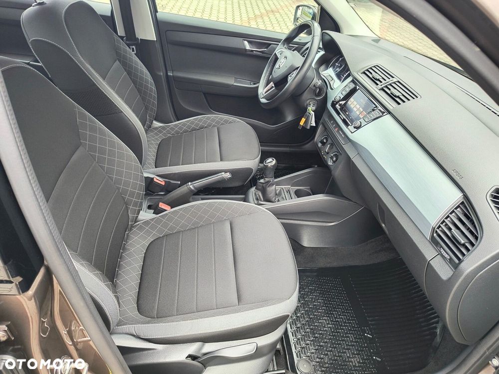 Skoda Fabia 1.0 TSI Ambition - 23