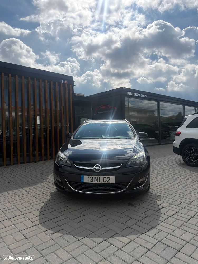 Opel Astra Sports Tourer - 11