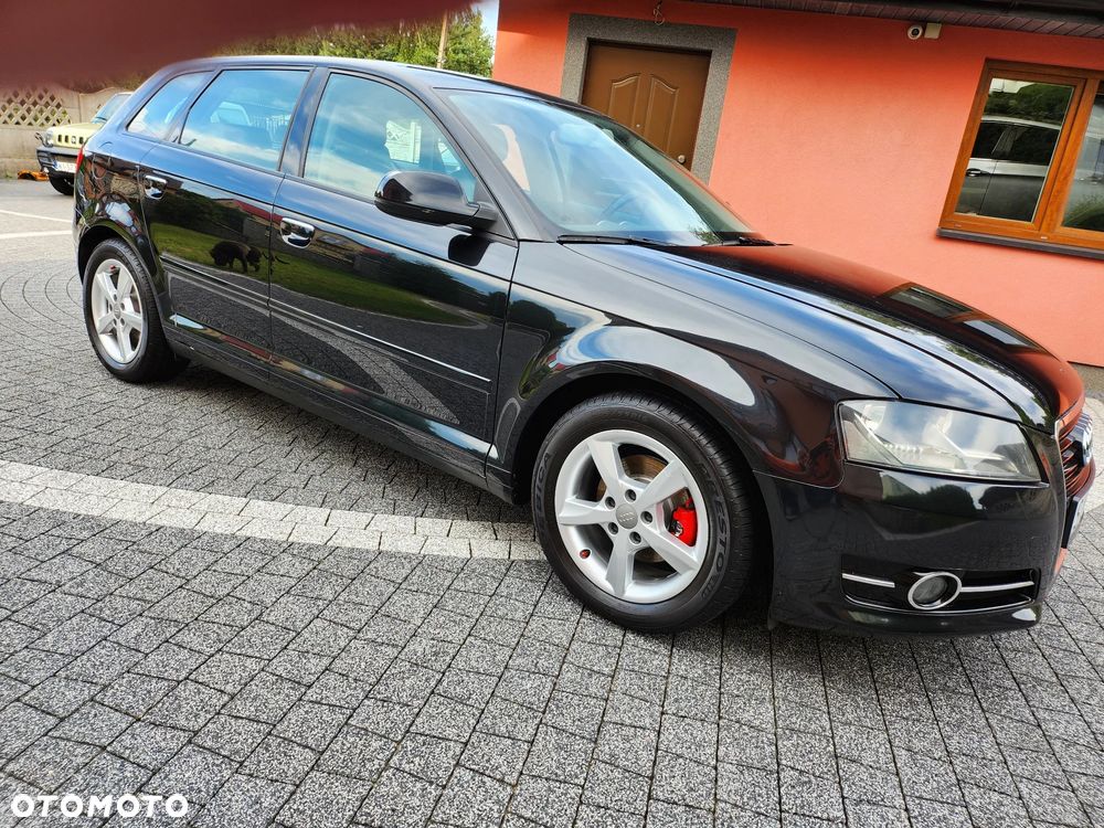 Audi A3 Sportback - 4