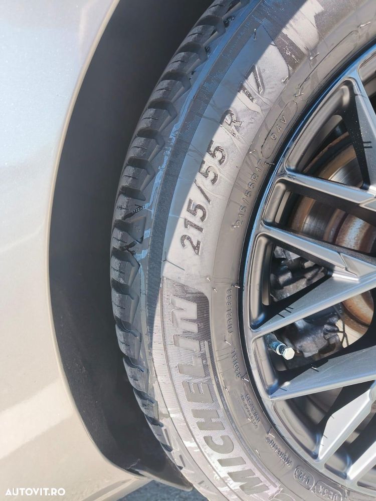 Skoda Superb 2.0 TDI DSG Laurin & Klement - 6