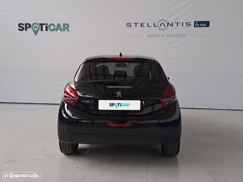 Peugeot 208 1.2 PureTech Signature - 7