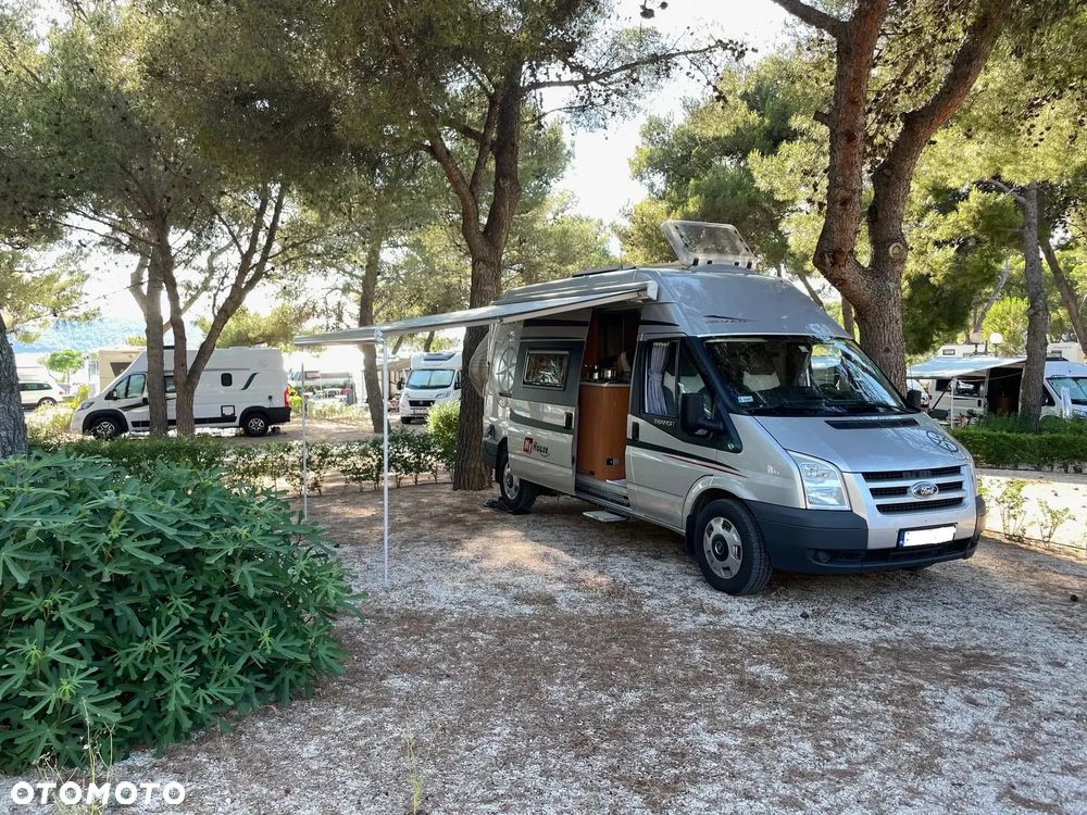 Ford Transit - 1