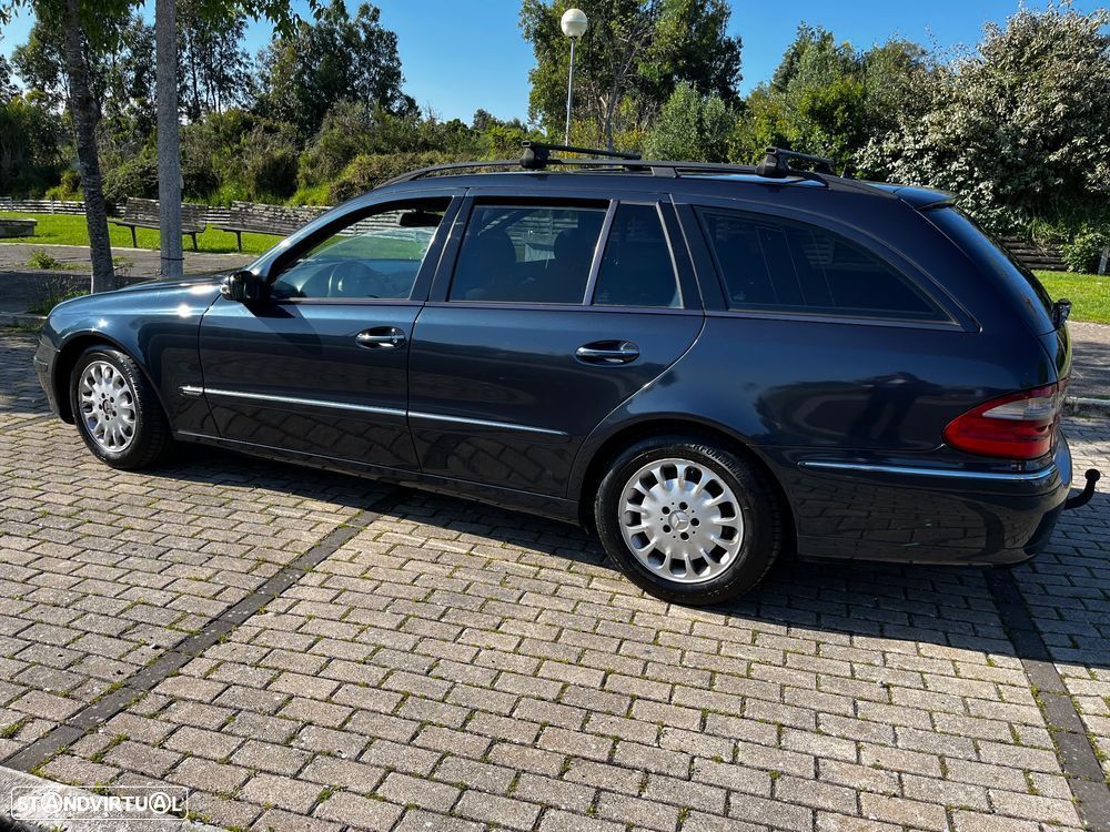 Mercedes-Benz 220 - 1