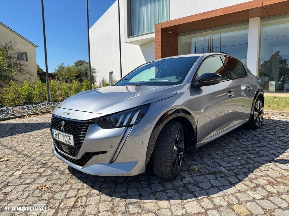 Peugeot e-208 50 kWh GT - 8