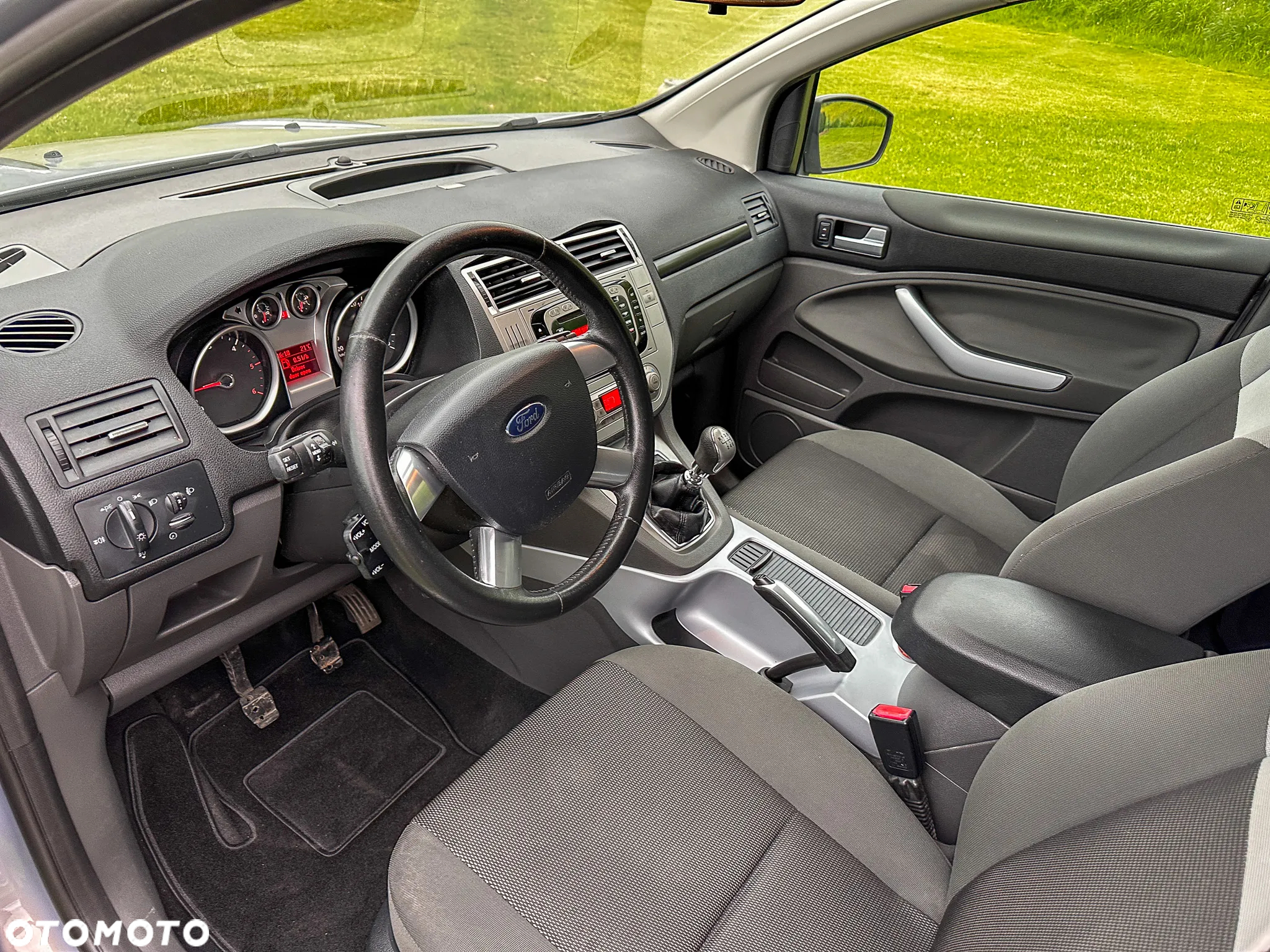 Ford Kuga 2.0 TDCi 4WD Titanium - 30