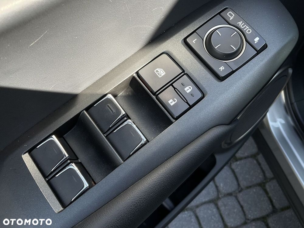 Lexus NX 300h Business Edition AWD - 17