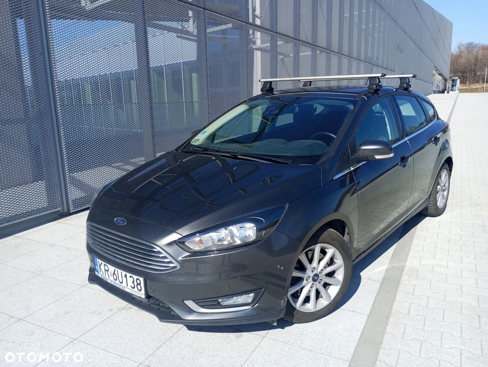 Ford Focus 1.5 EcoBoost Titanium ASS - 6