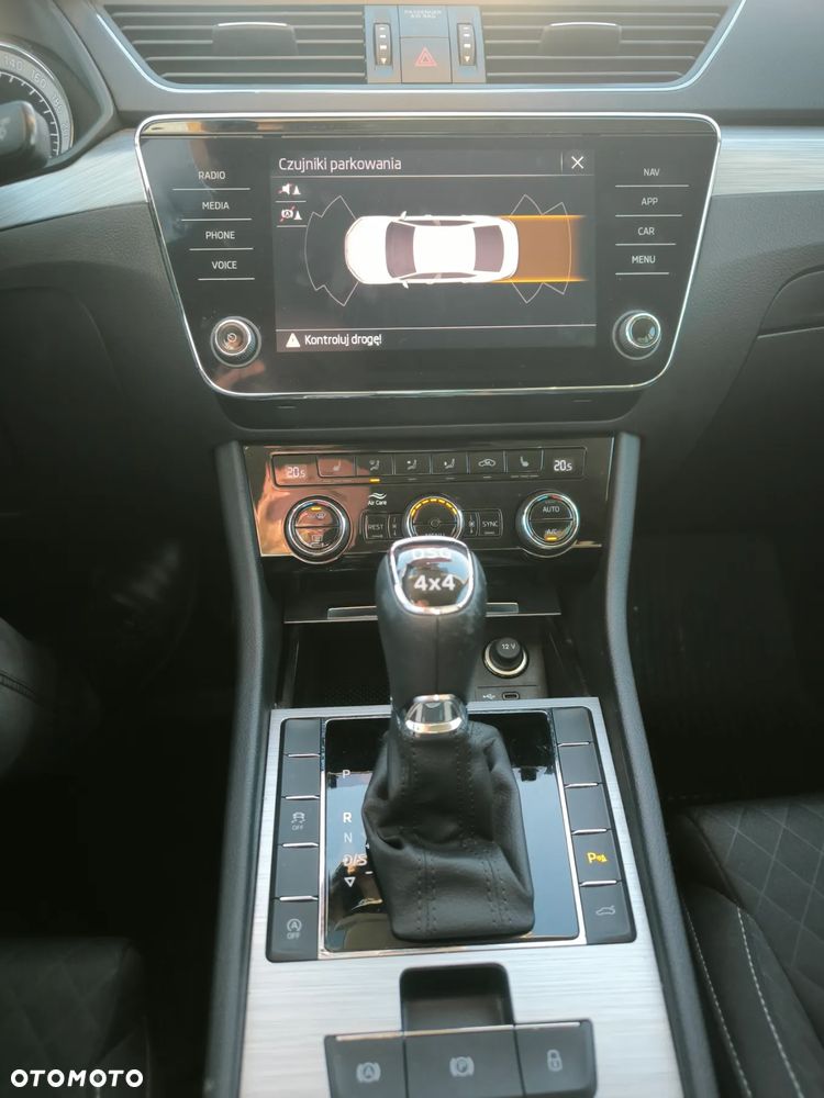 Skoda Superb 2.0 TSI 4x4 Ambition DSG - 14