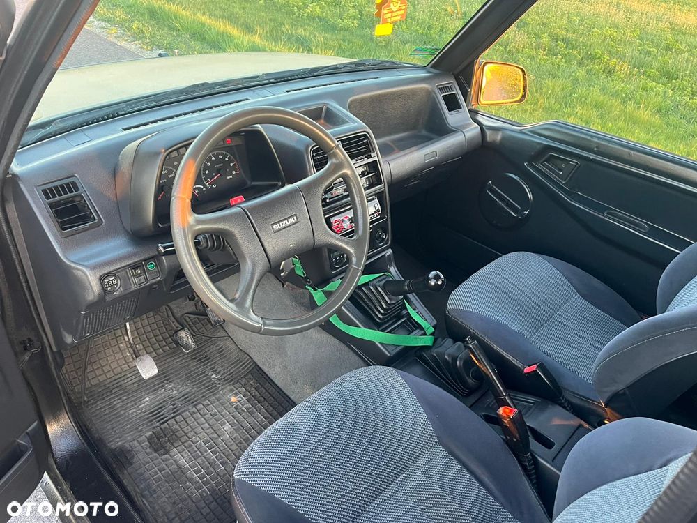 Suzuki Vitara - 8