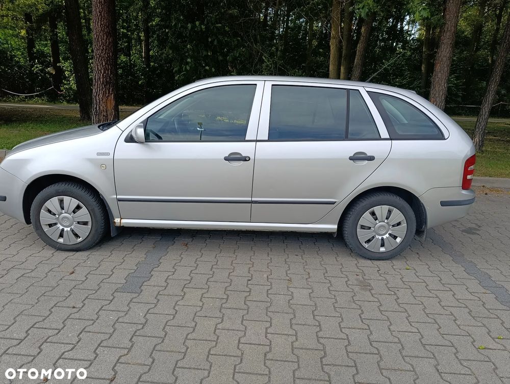 Skoda Fabia 1.4 16V Choice - 6