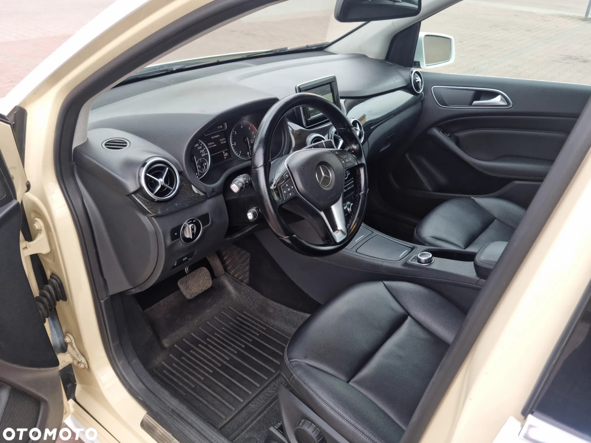 Mercedes-Benz Klasa B 180 CDI 7G-DCT - 15