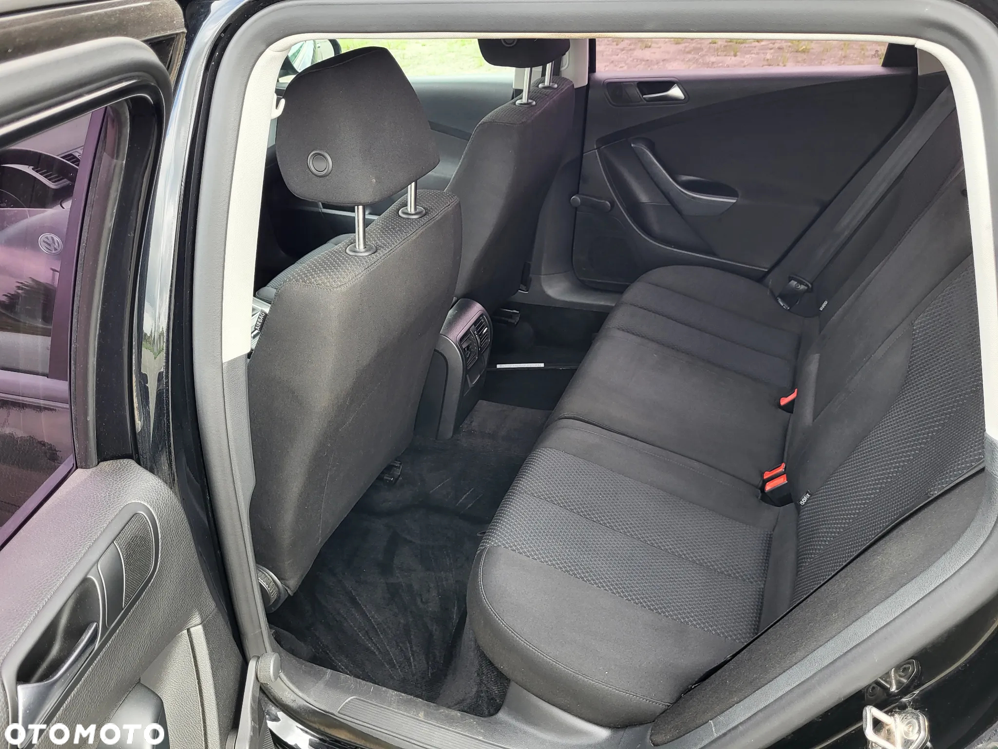 Volkswagen Passat Variant 1.6 TDI BlueMotion Technology Comfortline - 14