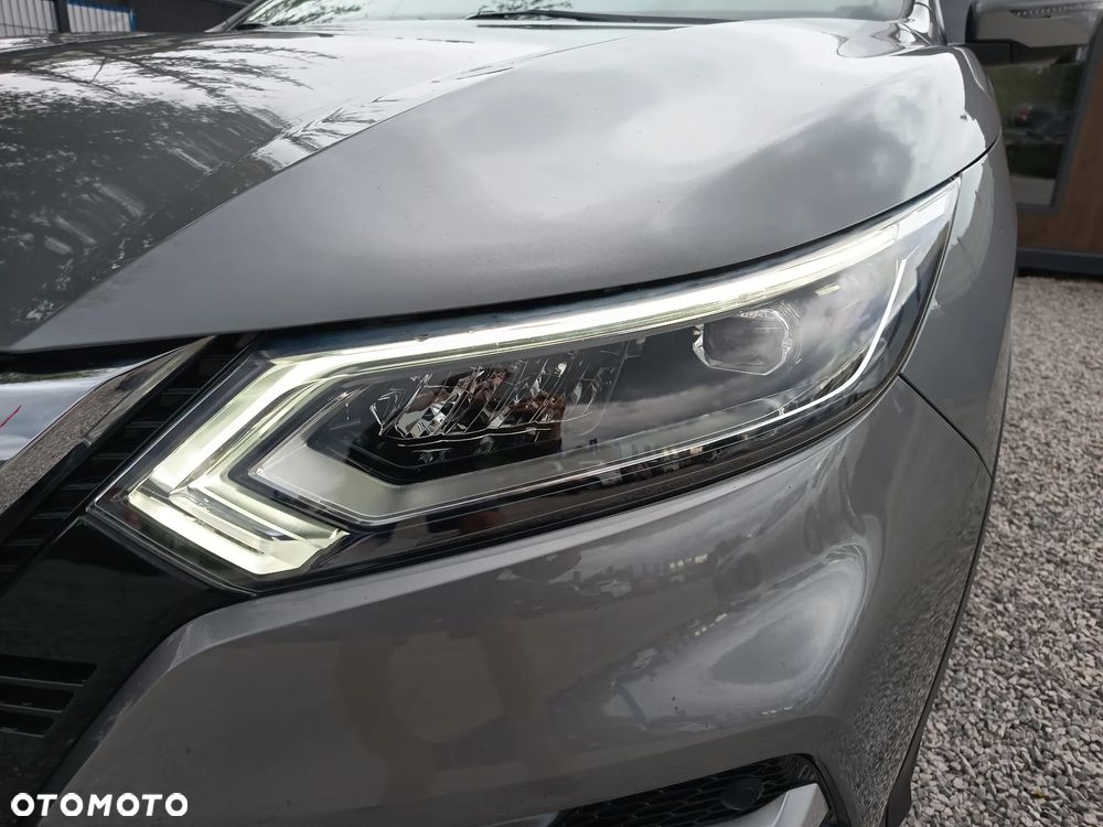 Nissan Qashqai 1.3 DIG-T DCT SHIRO - 18