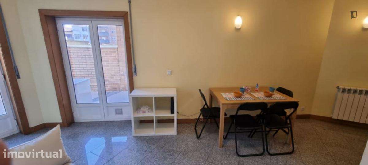 Apartamento com 1 quartos - localizado em São Mamede de Infesta Porto - Grande imagem: 3/8