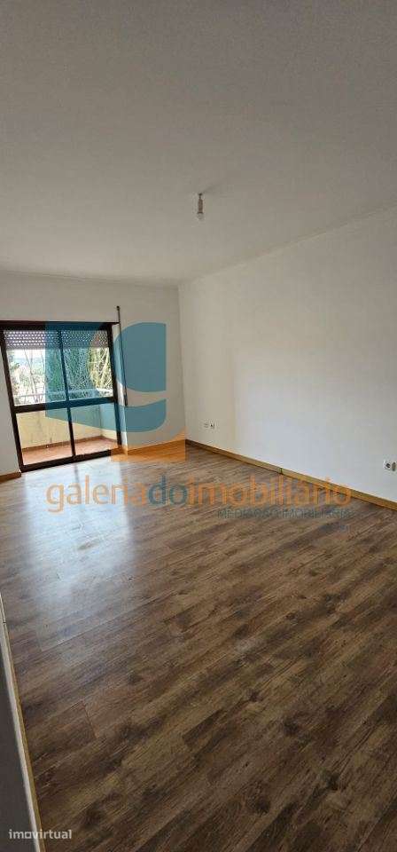 Apartamento T3 para arrendamento no Torres Novas - Grande imagem: 3/12