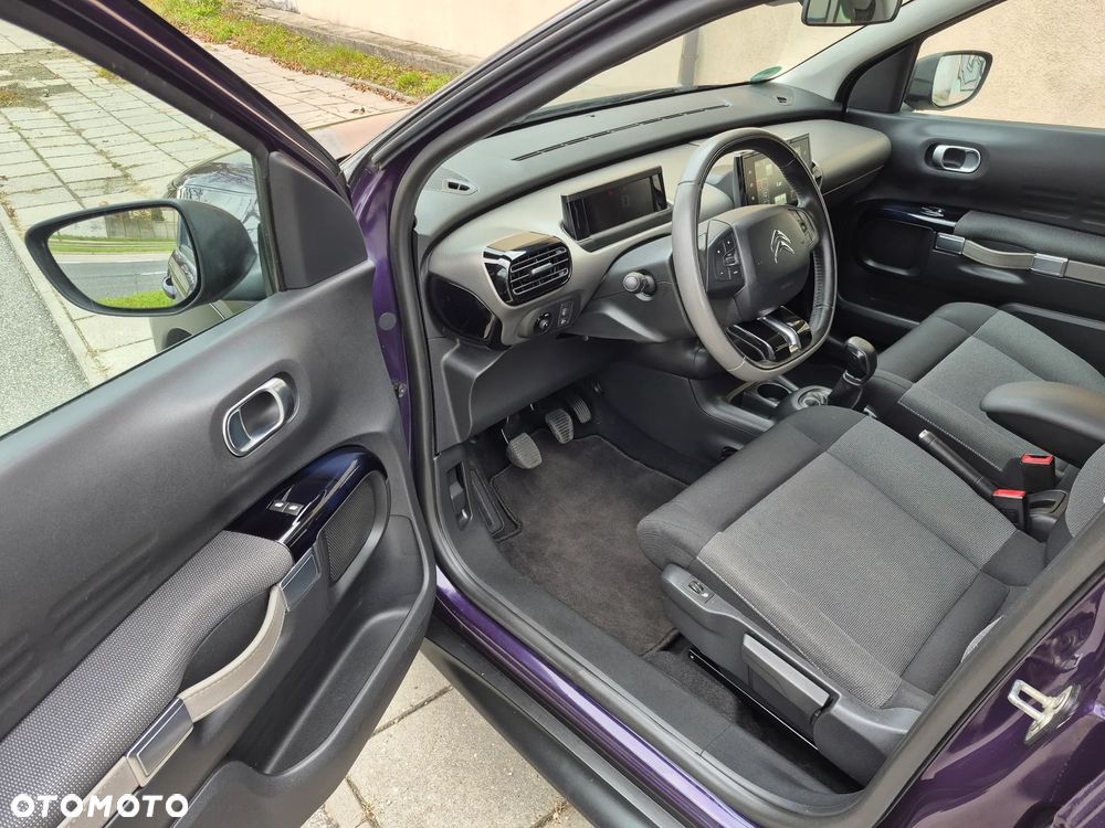 Citroën C4 Cactus 1.2 PureTech Shine Edition S&S - 23