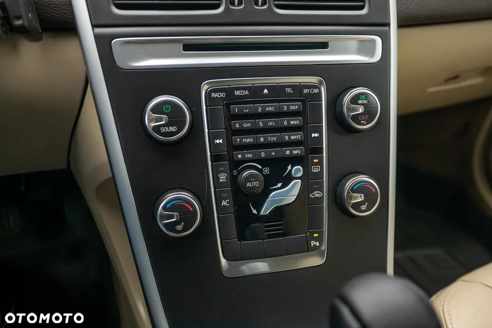 Volvo XC 60 DRIVe Summum - 26