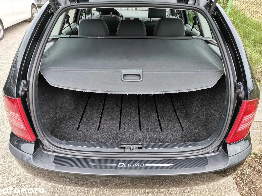 Skoda Octavia 1.6 Tour - 21