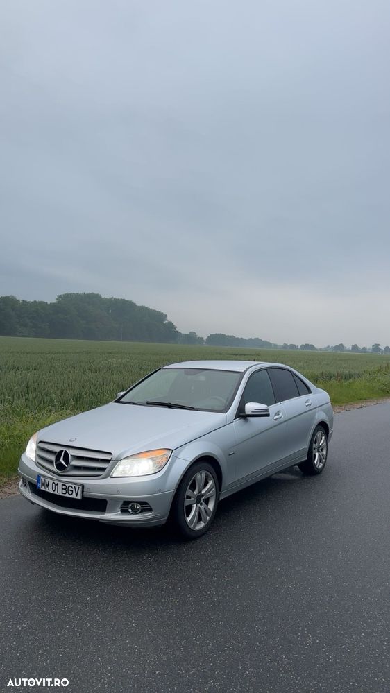Mercedes-Benz C - 9