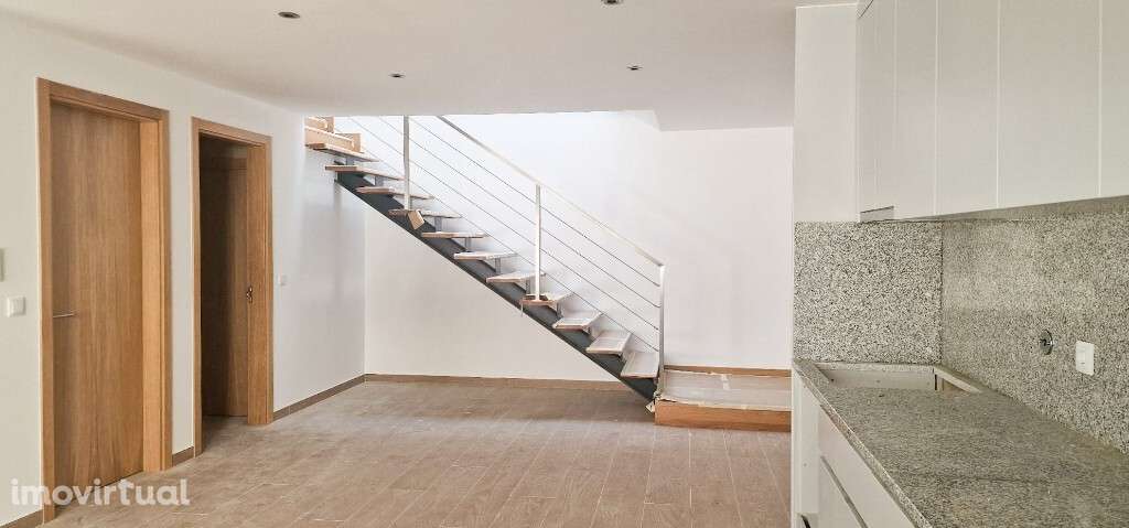 Moradia Geminada V3 - Vieira do Minho - Grande imagem: 5/19