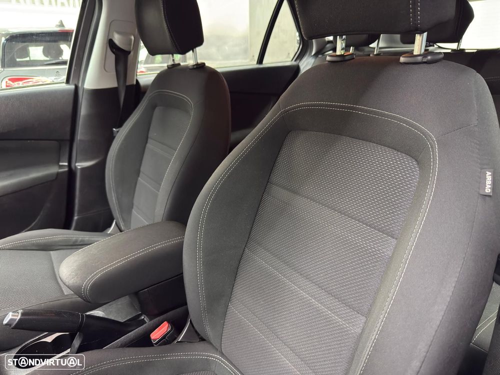 Fiat Tipo Station Wagon 1.6 M-Jet Lounge Tech J17 - 38