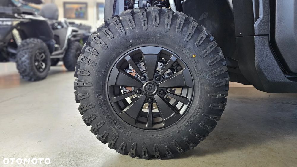 CFMoto UForce - 8