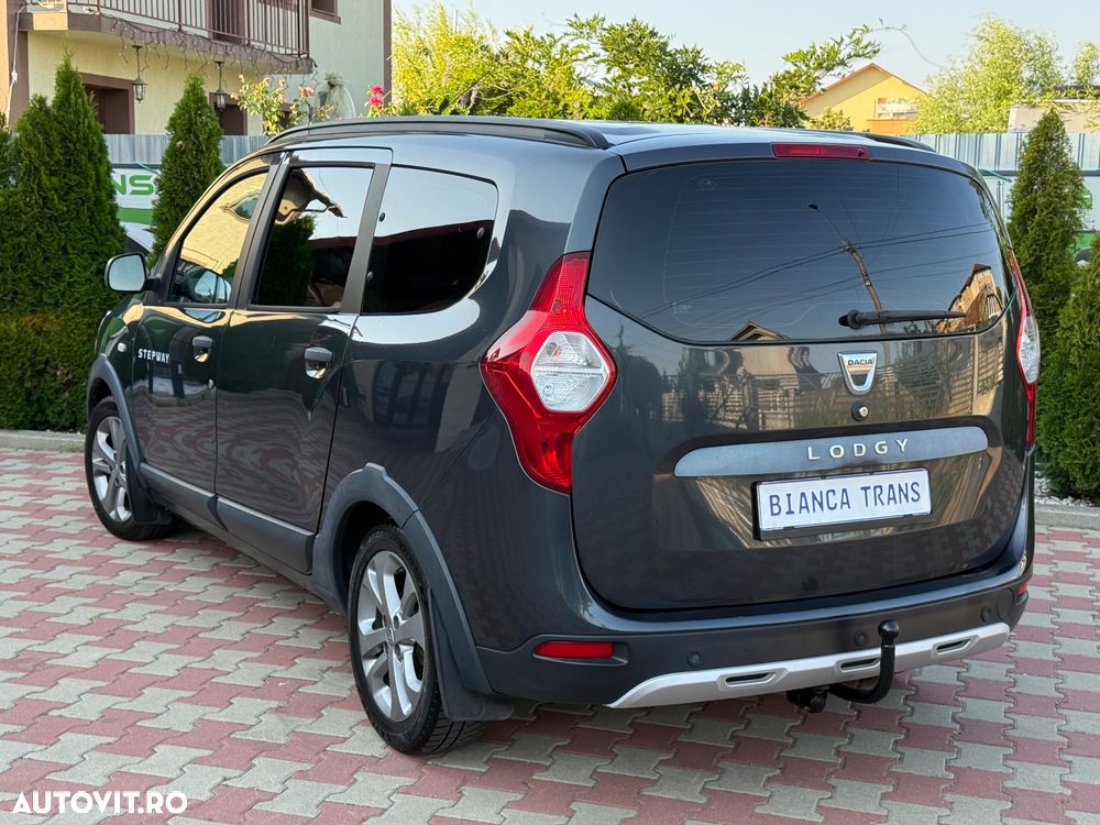 Dacia Lodgy 1.5 dCi Stepway - 8
