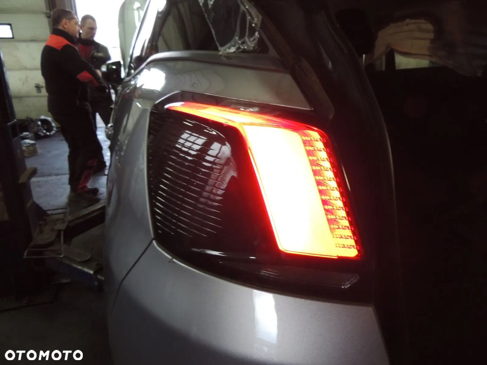 Lampa tylna lewa prawa Peugeot 3008 II LED - 5