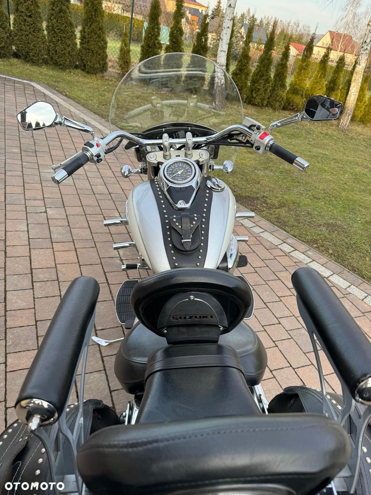 Suzuki VL 800 Volusia - 7