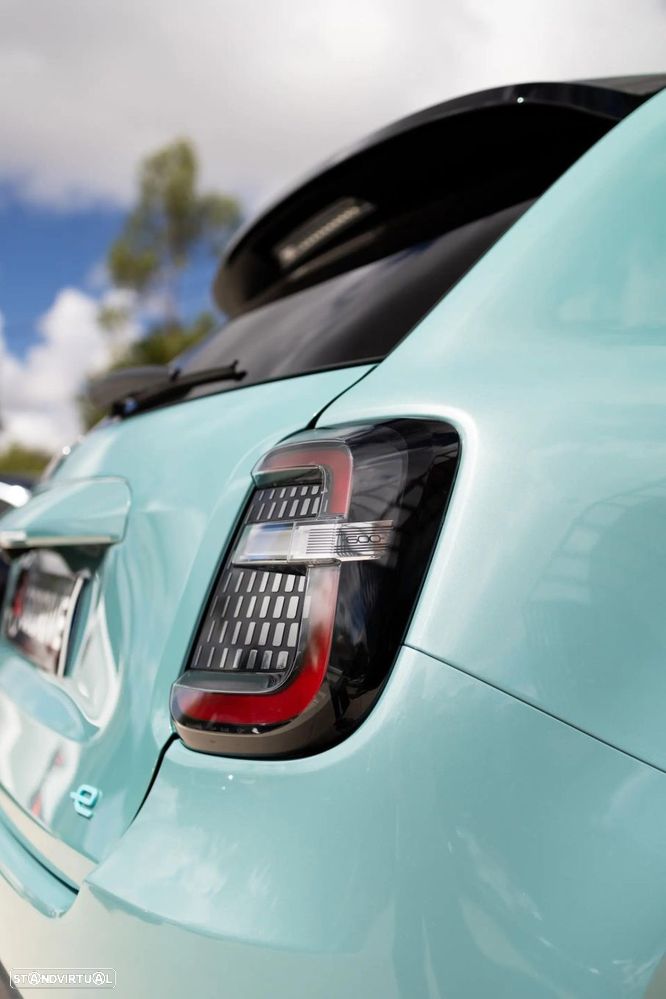 Fiat 600e 54 kWh La Prima - 25