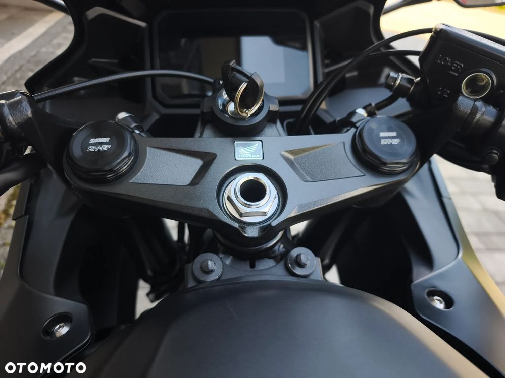 Honda CBR - 18