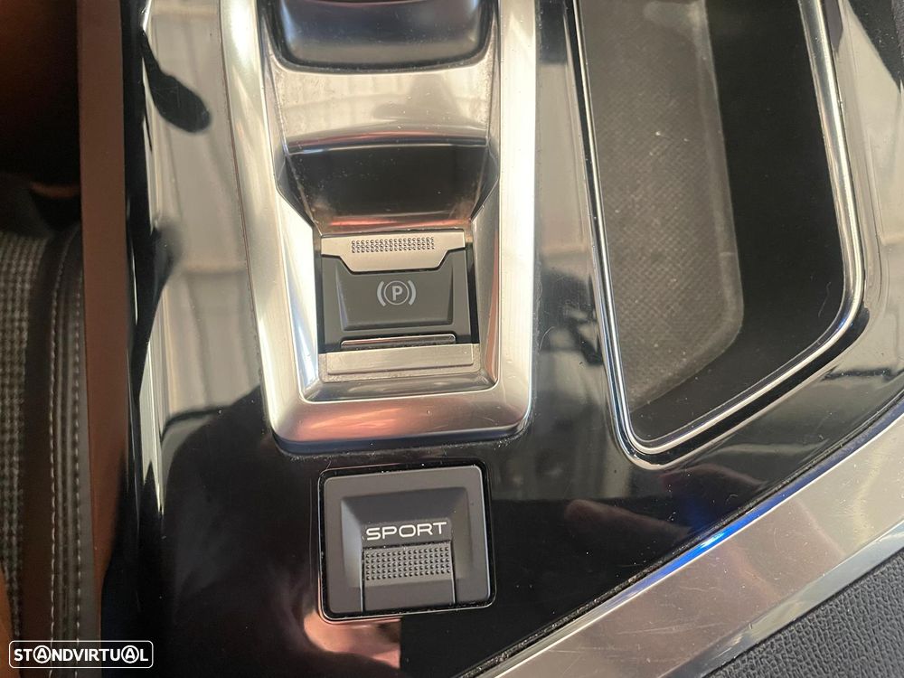 Peugeot 5008 BlueHDI 120 EAT6 Stop & Start Allure - 20