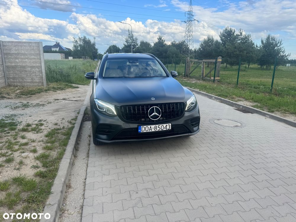 Mercedes-Benz GLC - 4