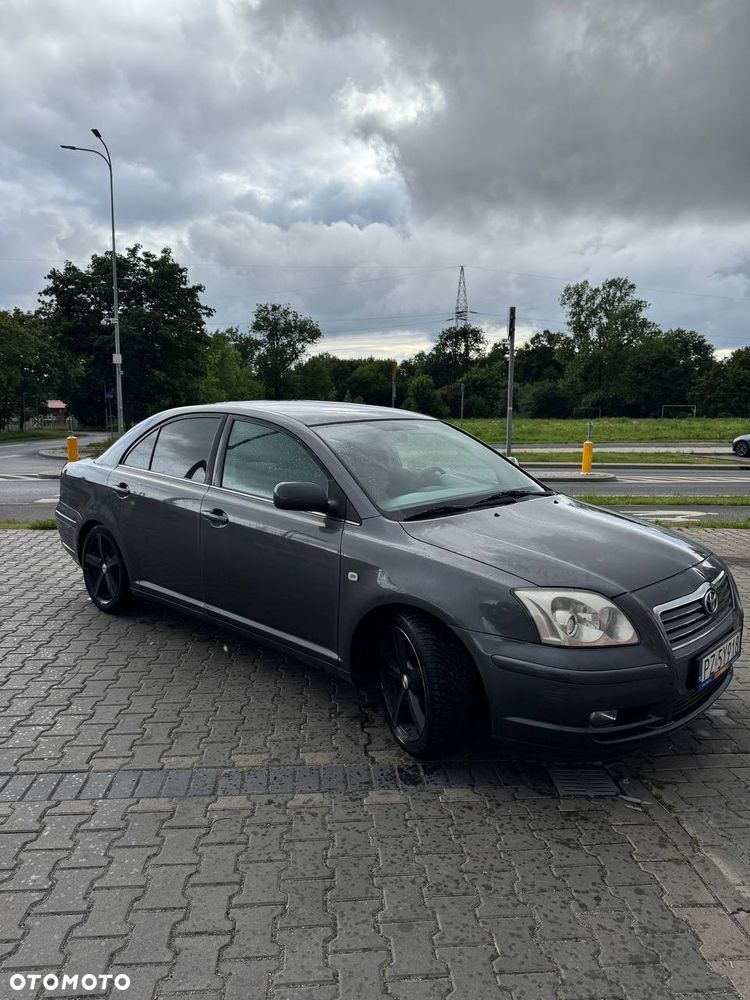 Toyota Avensis 1.6 VVT-i Luna - 5